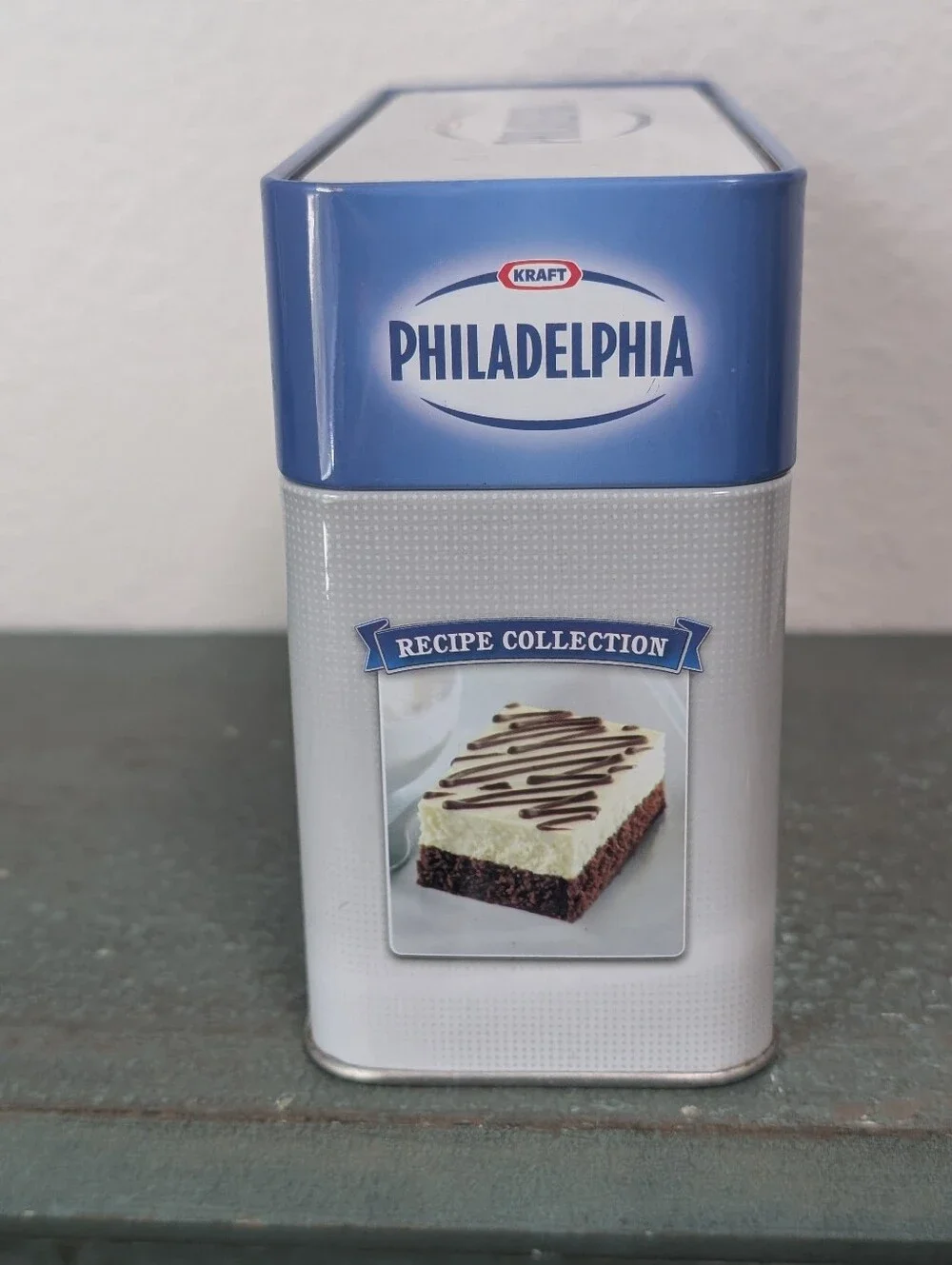 Philadelphia Cream Cheese Tin Box with Recipe Card Collection Collectible